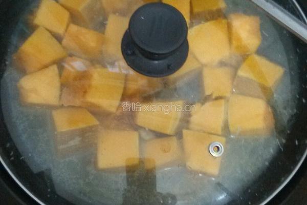 瘦肉焖南瓜的做法图解6