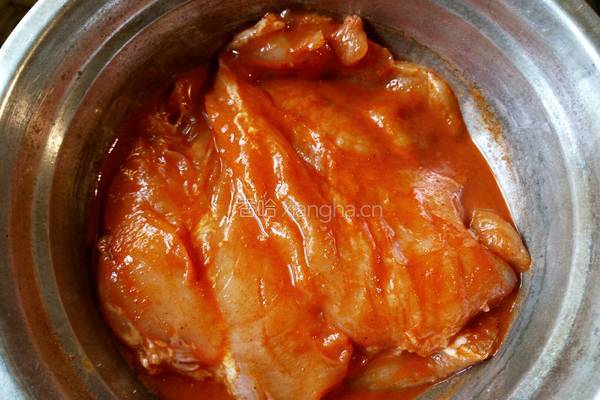 香酥炸鸡排的做法图解3