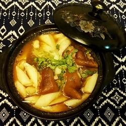 药膳山药炖猪蹄的做法[图]