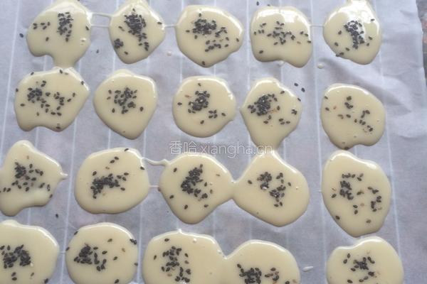 蛋白芝麻脆饼的做法图解6