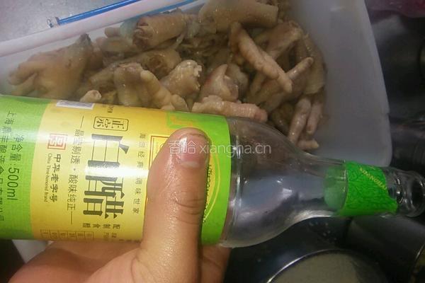 泡椒凤爪的做法图解3