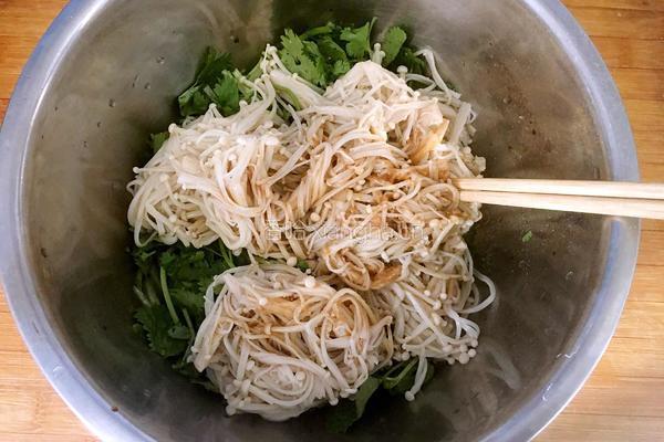 凉拌金针菇的做法图解5
