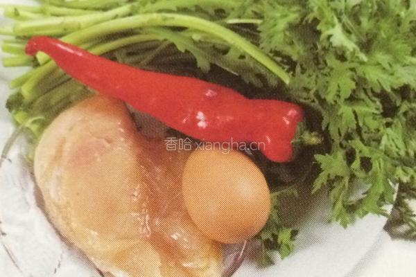 鸡肉丝炒茼蒿杆的做法图解1