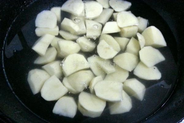 肉沫土豆泥的做法图解3