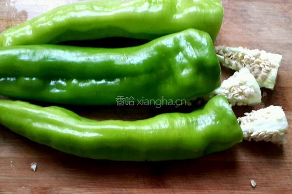 青椒酿肉的做法图解1