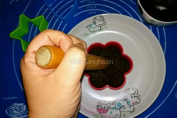 草莓酸奶慕斯的做法图解4
