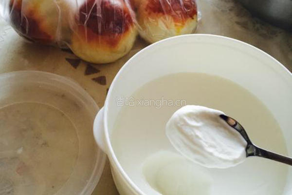 酸奶桃酥木糠杯的做法图解2
