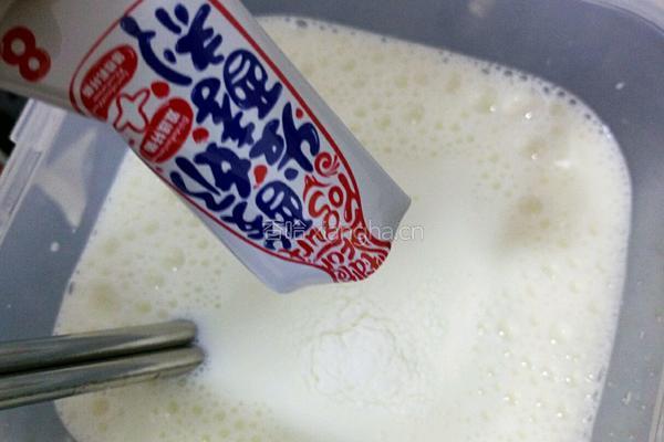 自制酸奶的做法图解4