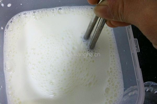 自制酸奶的做法图解5