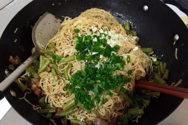 豆角焖面的做法图解7
