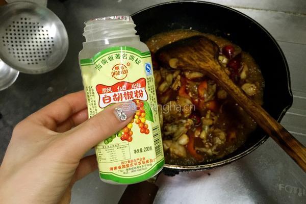 香辣红油牛蛙的做法图解9