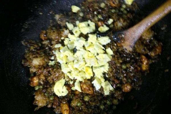 猪肉虾仁烧卖的做法图解5