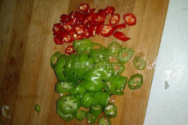 双椒木耳洋葱的做法图解3