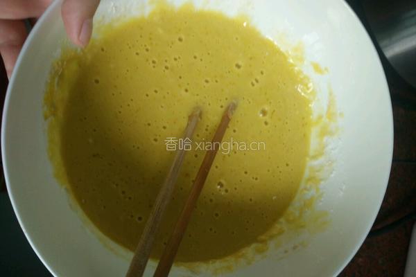 电饭煲蛋糕的做法图解1