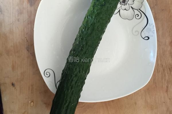 青瓜鸡蛋的做法图解1