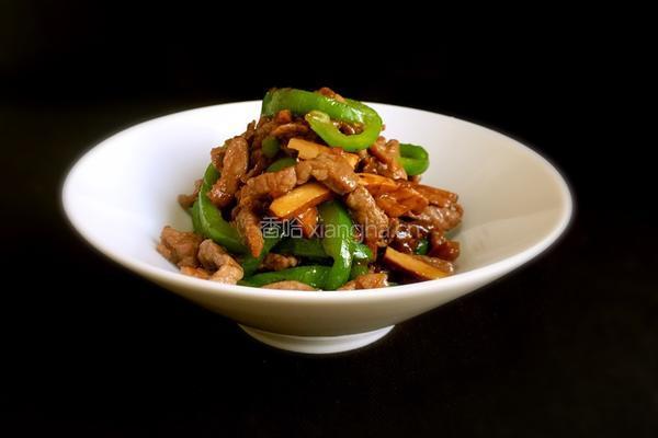 青椒牛肉炒豆干的做法图解7