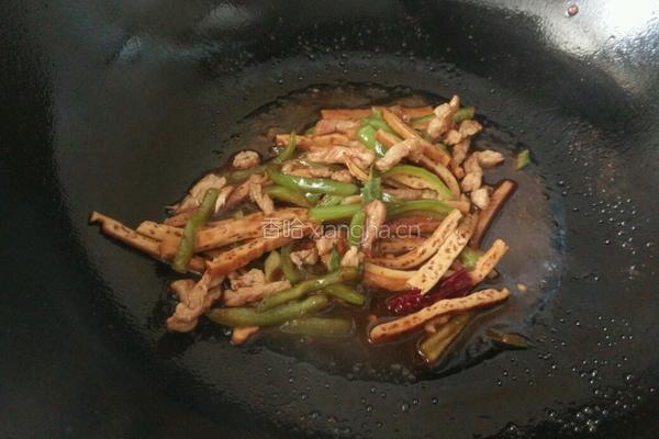 香干青椒肉丝拌面的做法图解9