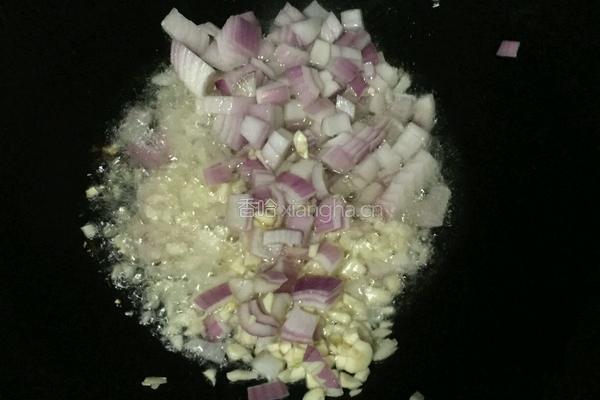 番茄蘑菇意面的做法图解3