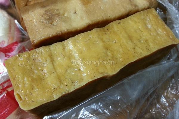 凉拌豆腐丝胡萝卜丝的做法图解1
