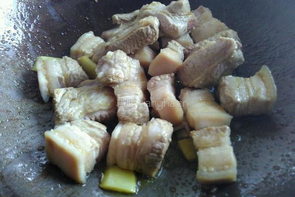 蒜苗烧肉的做法图解6