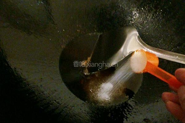鹌鹑蛋红烧排骨的做法图解7