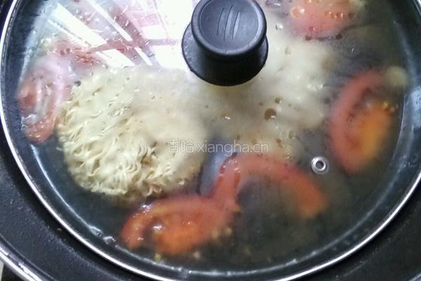 西红柿鸡蛋面汤的做法图解5