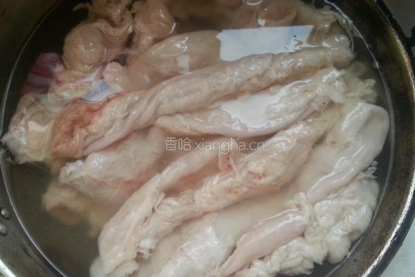 教大家如何清洗猪大肠的做法图解3