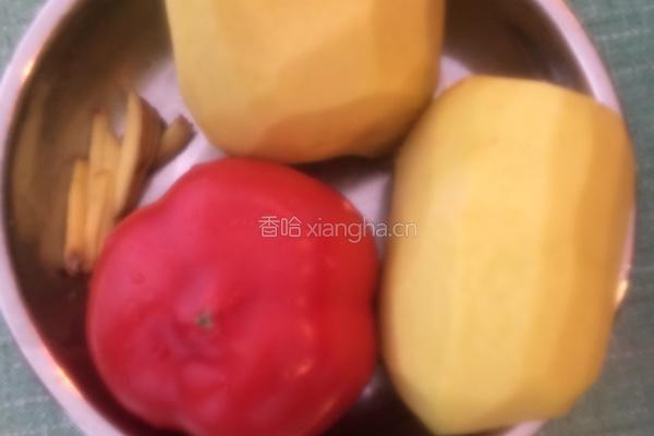 西红柿炒土豆丝的做法图解1