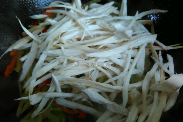 土豆炒鸡腿菇的做法图解6