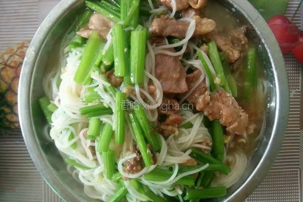 芹菜炒粉条