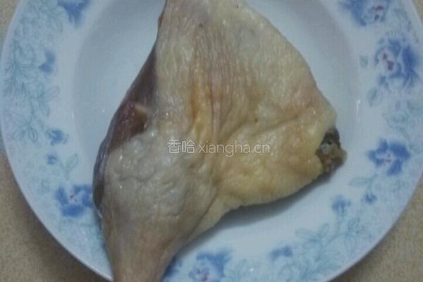 盐焗鸭肉的做法图解1