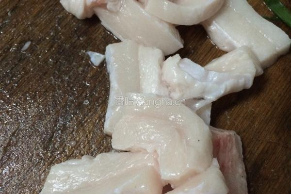 自创香酥肥肉块的做法图解1