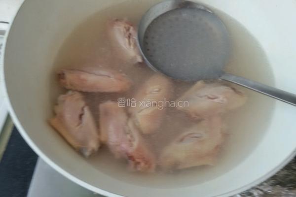 苹果烧鸡翅的做法图解2