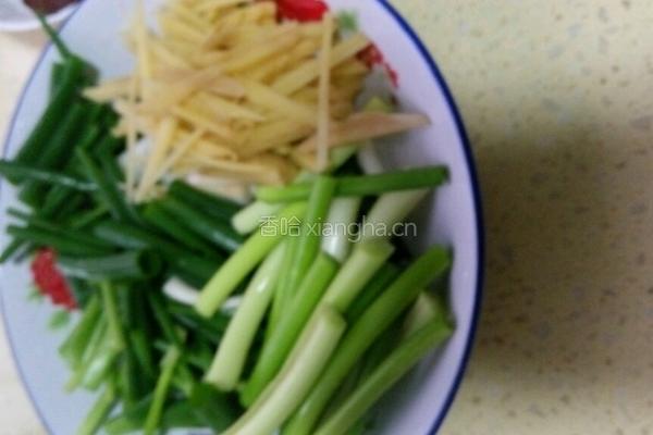 孔雀开屏的做法图解3