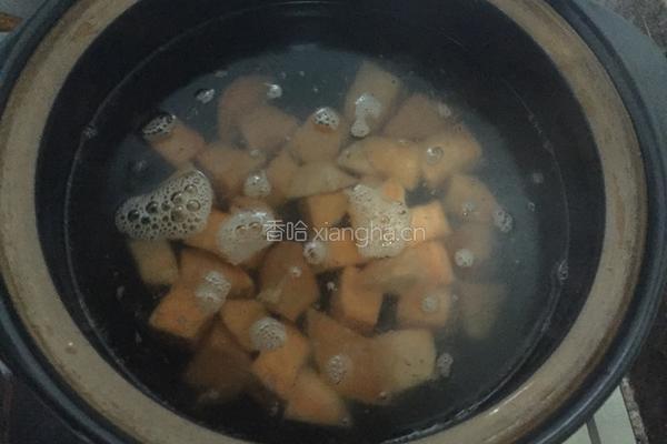 淮山蕃薯甜汤的做法图解3