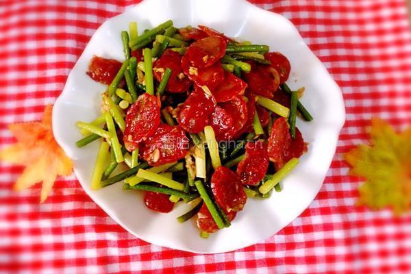 蒜苔炒腊肠的做法图解7