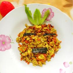 虾皮胡萝卜鸡蛋碎（宝宝高钙高蛋白食谱）的做法[图]
