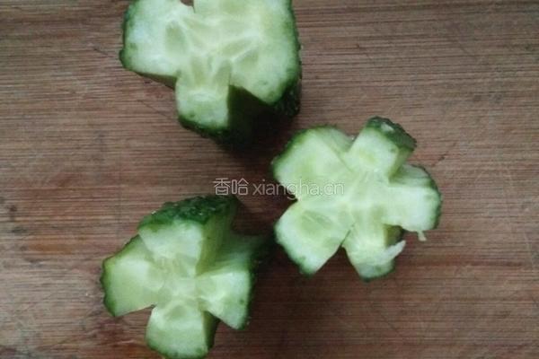花朵黄瓜的做法图解3