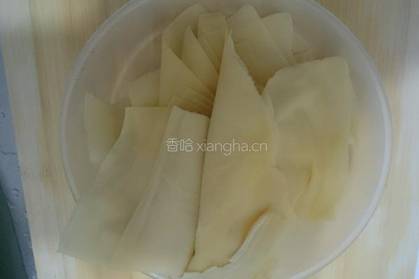 大白菜百叶包汤的做法图解1