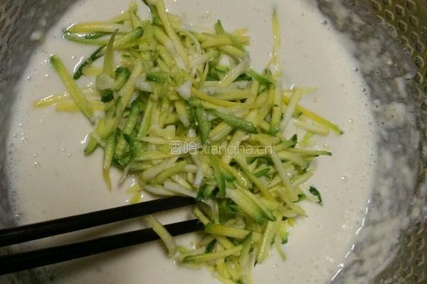 南瓜丝蛋饼的做法图解3