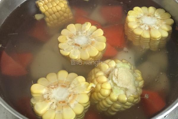 没有肉的蔬菜牛肉汤的做法图解3