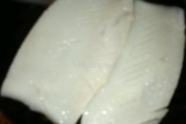 爆炒鲜鱿鱼的做法图解3