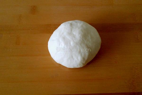 厚底蘑菇火腿披萨的做法图解2
