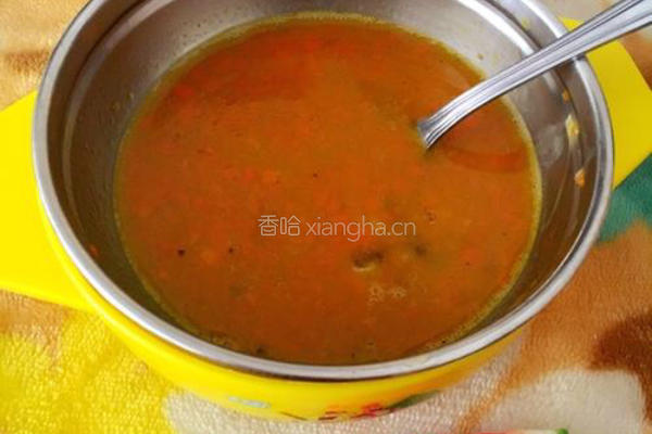 胡萝卜鸡蛋米汤羹（宝宝食谱）的做法图解7