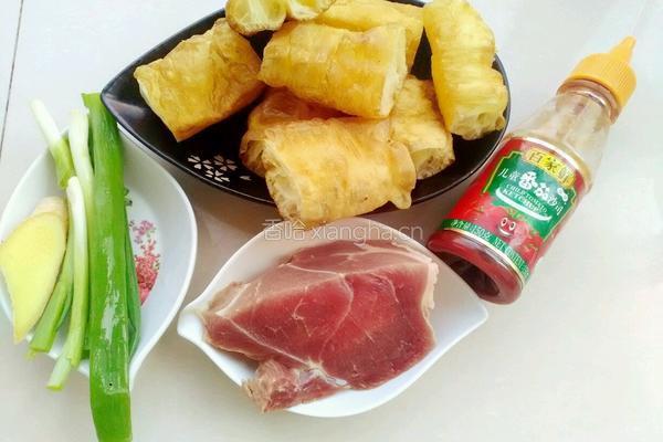 肉末茄汁油条的做法图解1