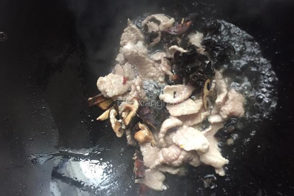 酸辣土豆粉的做法图解5