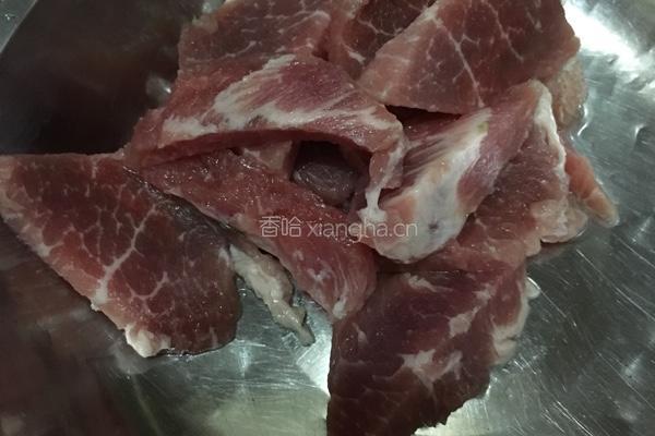 干瑶柱虾米白菜汤的做法图解3