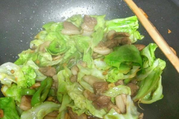 手撕包菜炒肉片的做法图解7