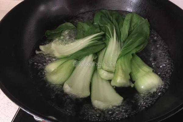 油菜酿香菇的做法图解5