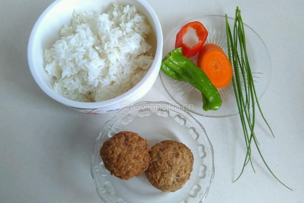 肉末彩蔬炒饭的做法图解1